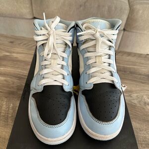 Nike Kids Sneakers - Light Blue, Black, and White